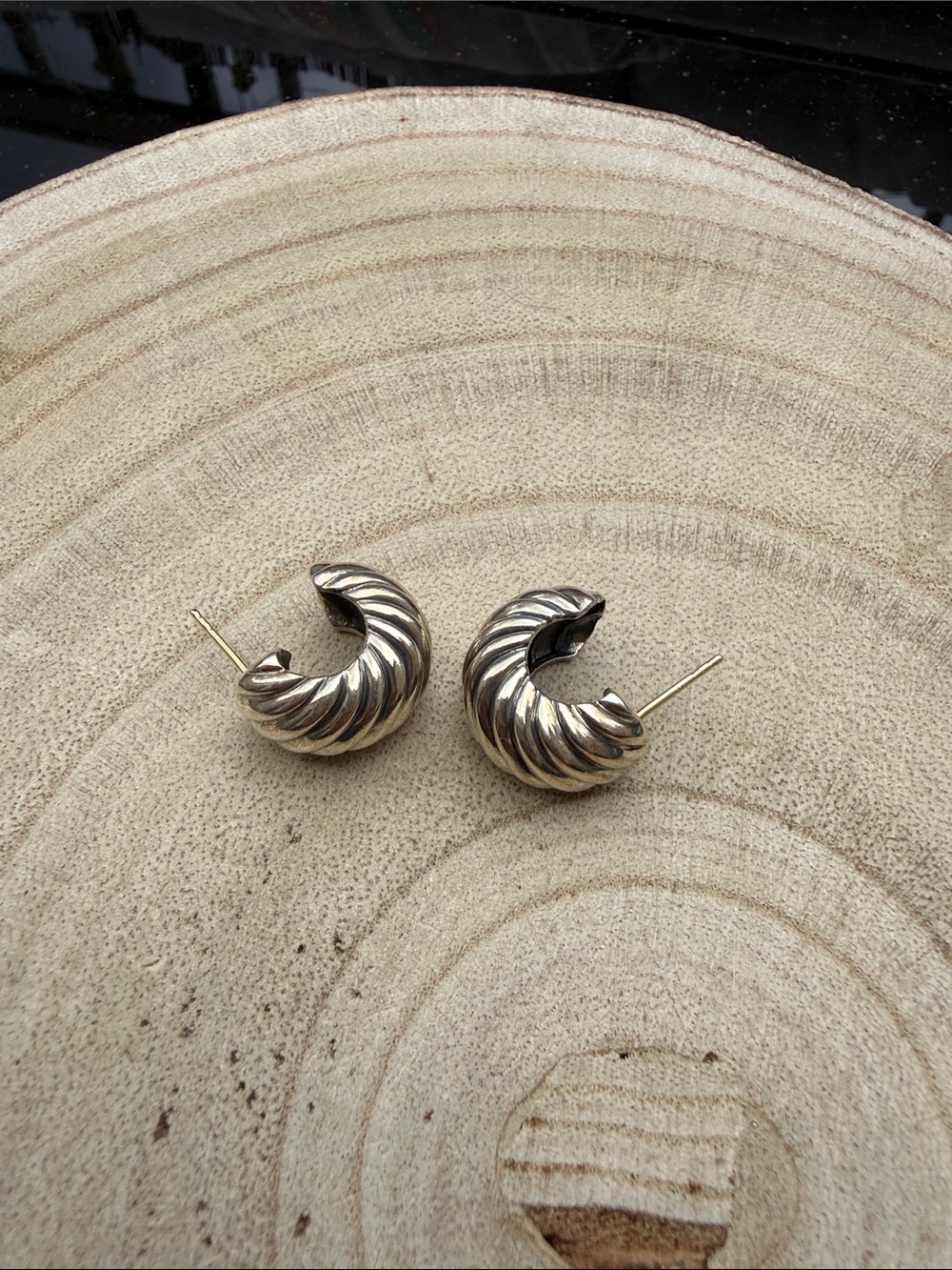 David Yurman Sterling Silver 925 Earrings with 14K Yellow Gold Posts - Picture 2 of 8